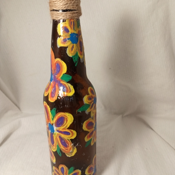 Handcrafted bottle - Picture 2 of 4